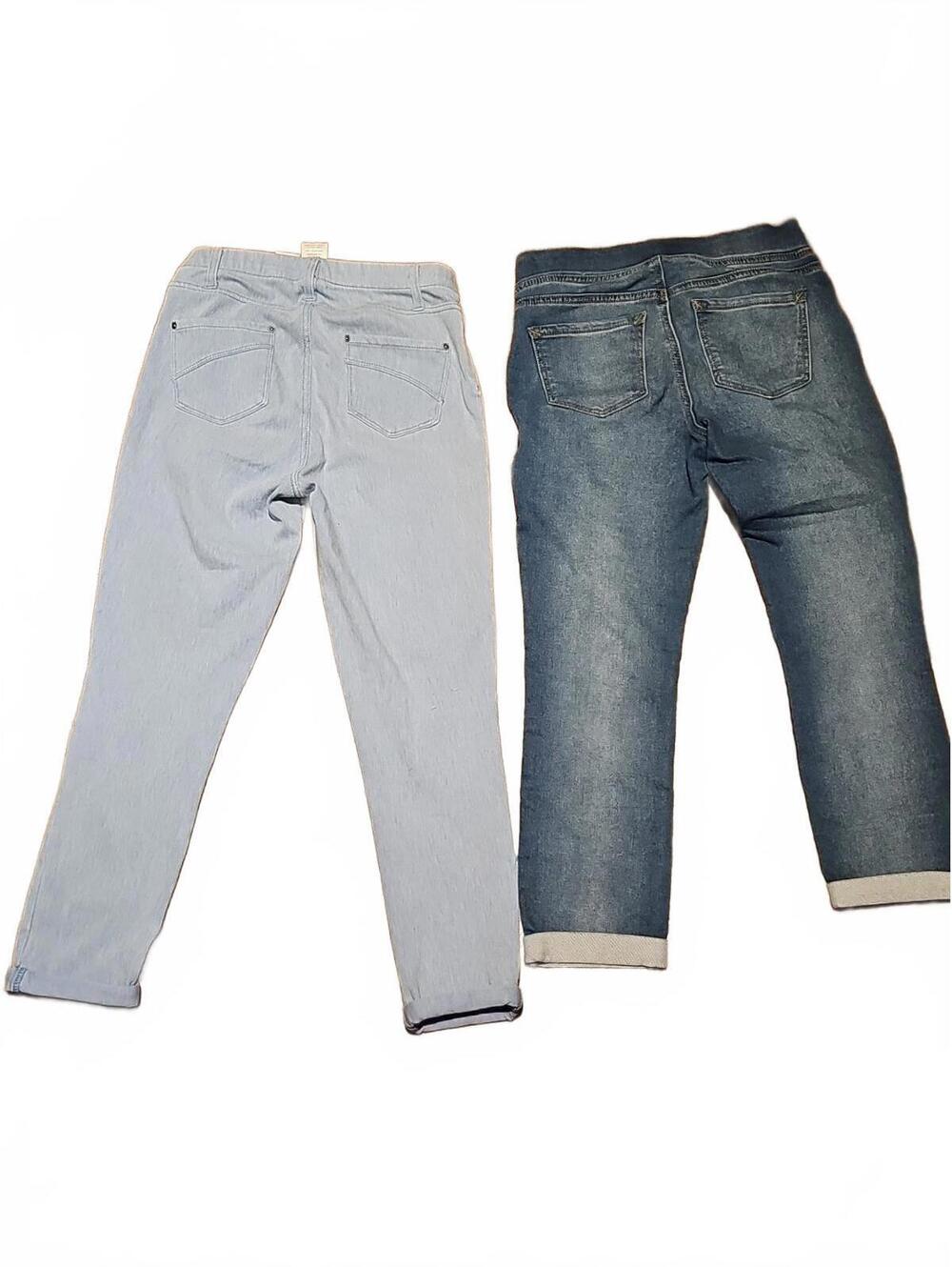 Bundle Of 2 Pull On Cuffed Capri Pants Size S - Picture 4 of 8